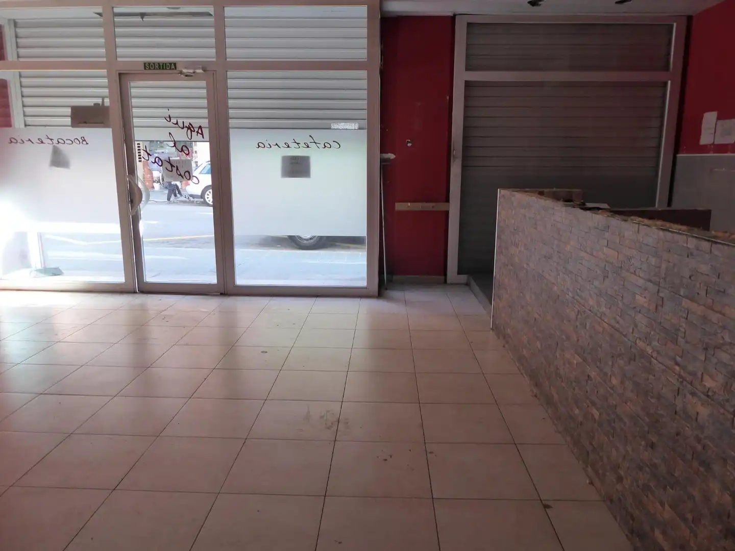 Local comercial de lloguer a MONTSERRAT, imagen 2