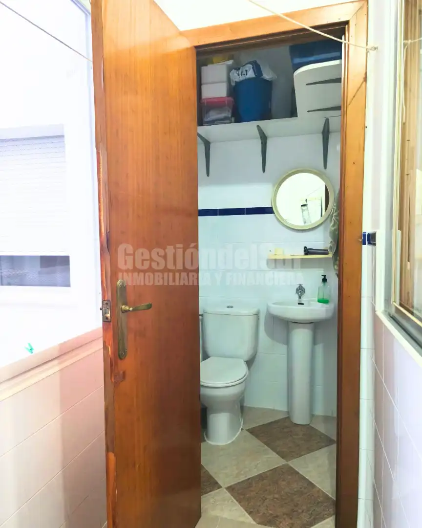 Baño de Piso en venta en Lepe con Aire acondicionado