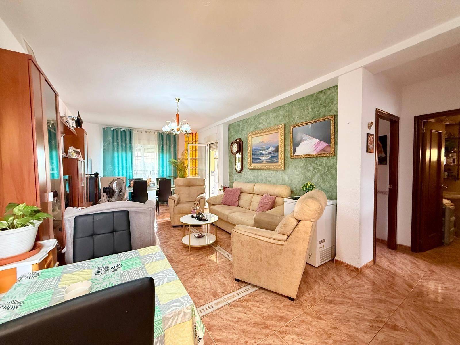 Living room of Flat for sale in  Almería Capital  with Air Conditioner, Balcony and Community pool