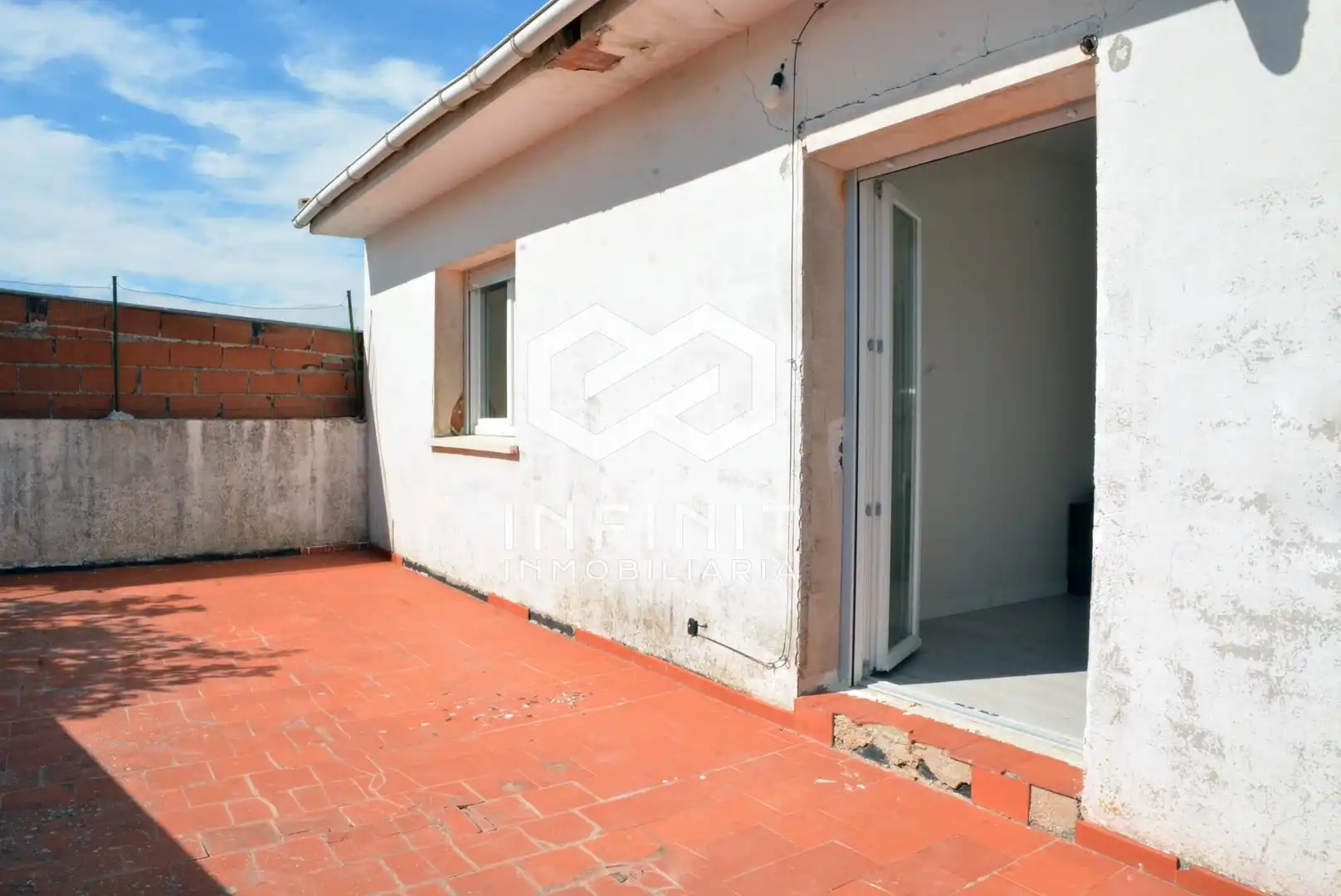 Vista exterior de Casa o xalet en venda en Mazuecos amb Terrassa i Traster