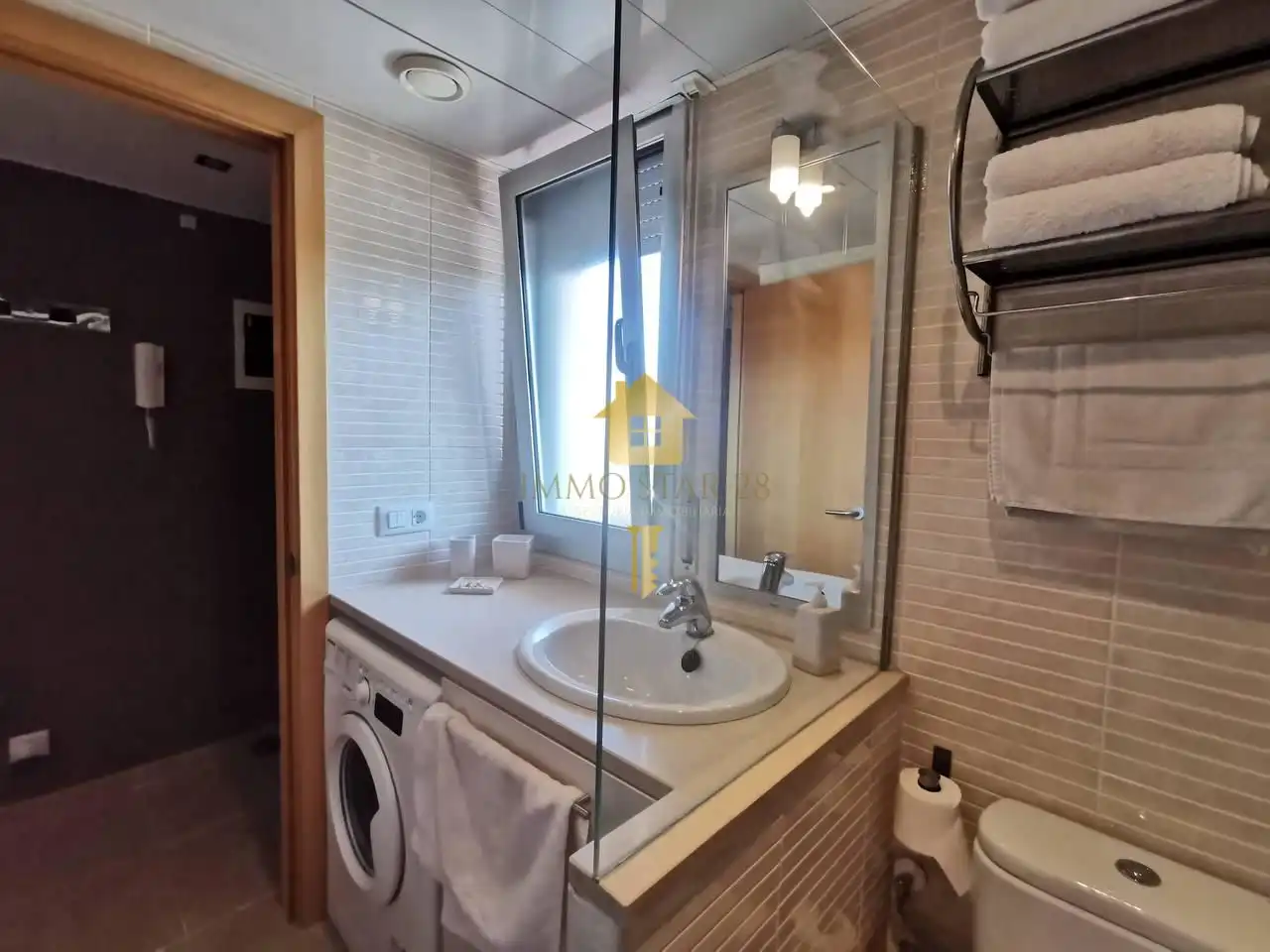 Baño de Piso de alquiler en Roses con Aire acondicionado, Terraza y Trastero