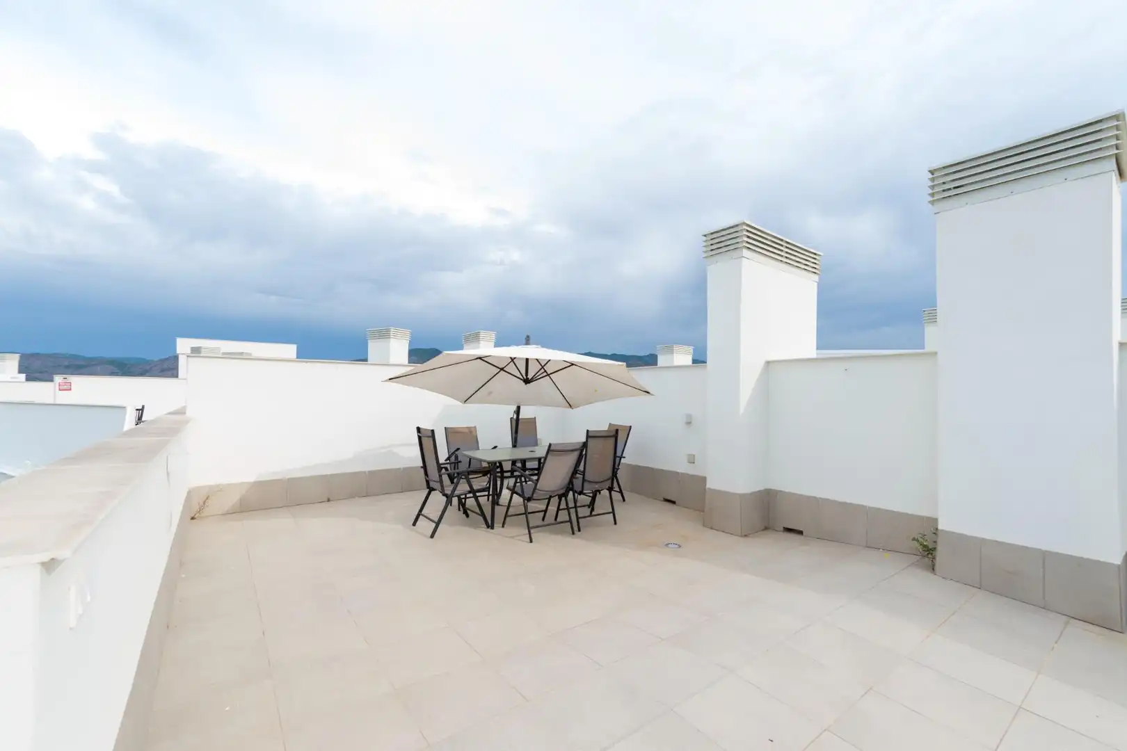 Terraza de Apartamento en venta en Castellón de la Plana / Castelló de la Plana con Aire acondicionado, Terraza y Trastero