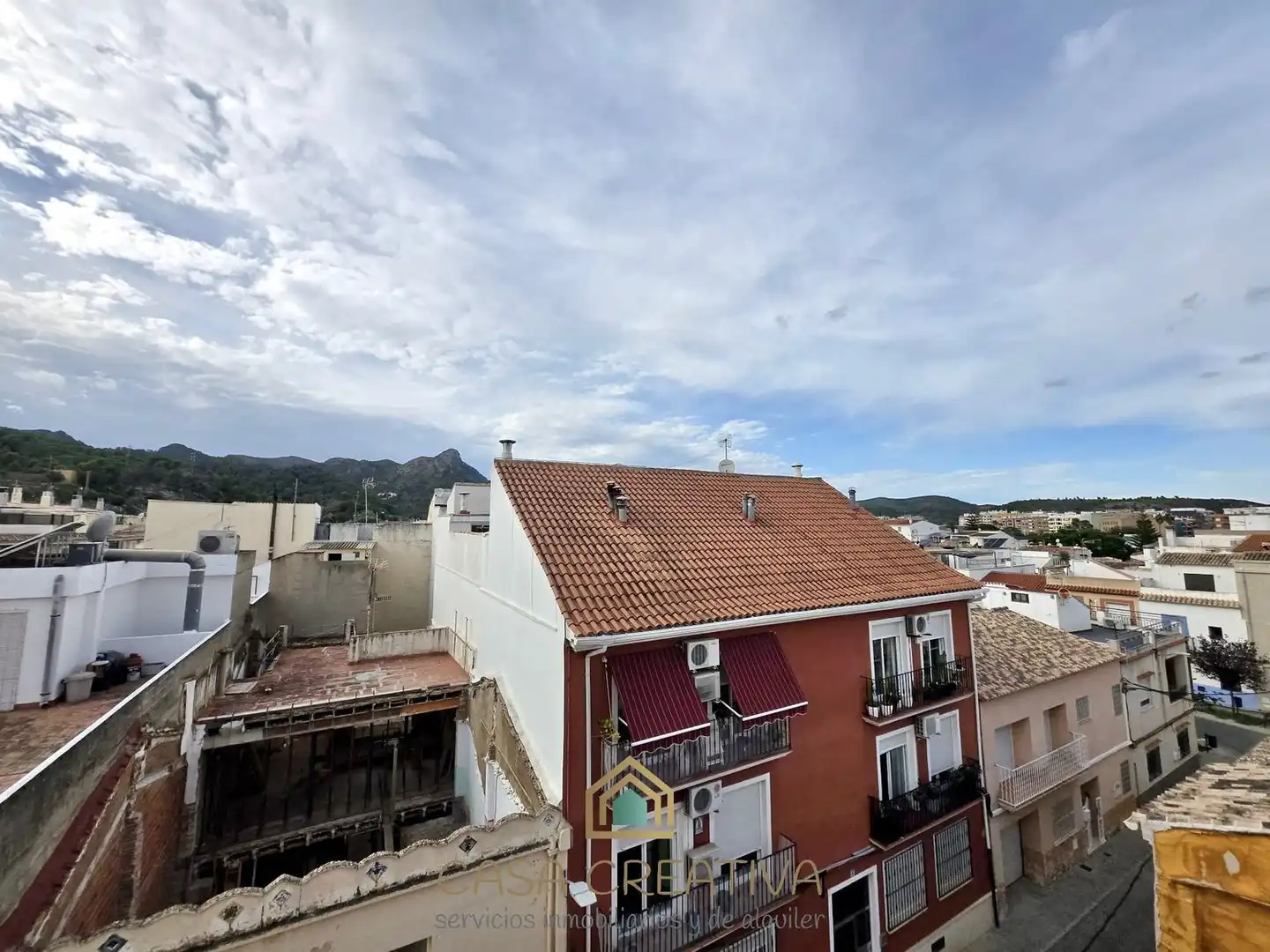 Vista exterior de Casa o xalet en venda en Benirredrà amb Terrassa