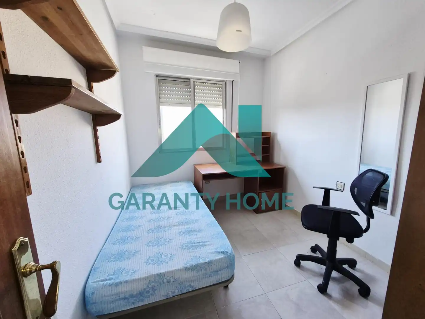 Bedroom of Flat for rent in Cáceres  with Heating, Terrace and Furnished