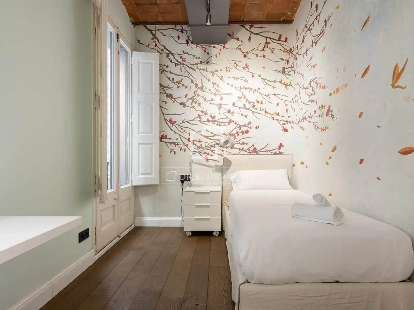 Bedroom of Flat for sale in Barcelona  with Air Conditioner, Heating and Terrace