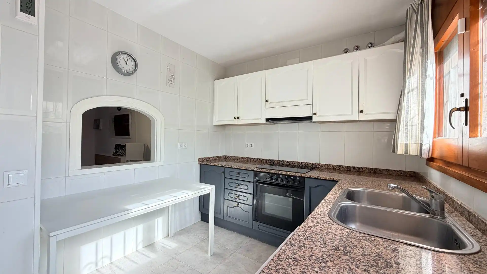 Kitchen of Detached homes for sale in Platja de Mont-roig