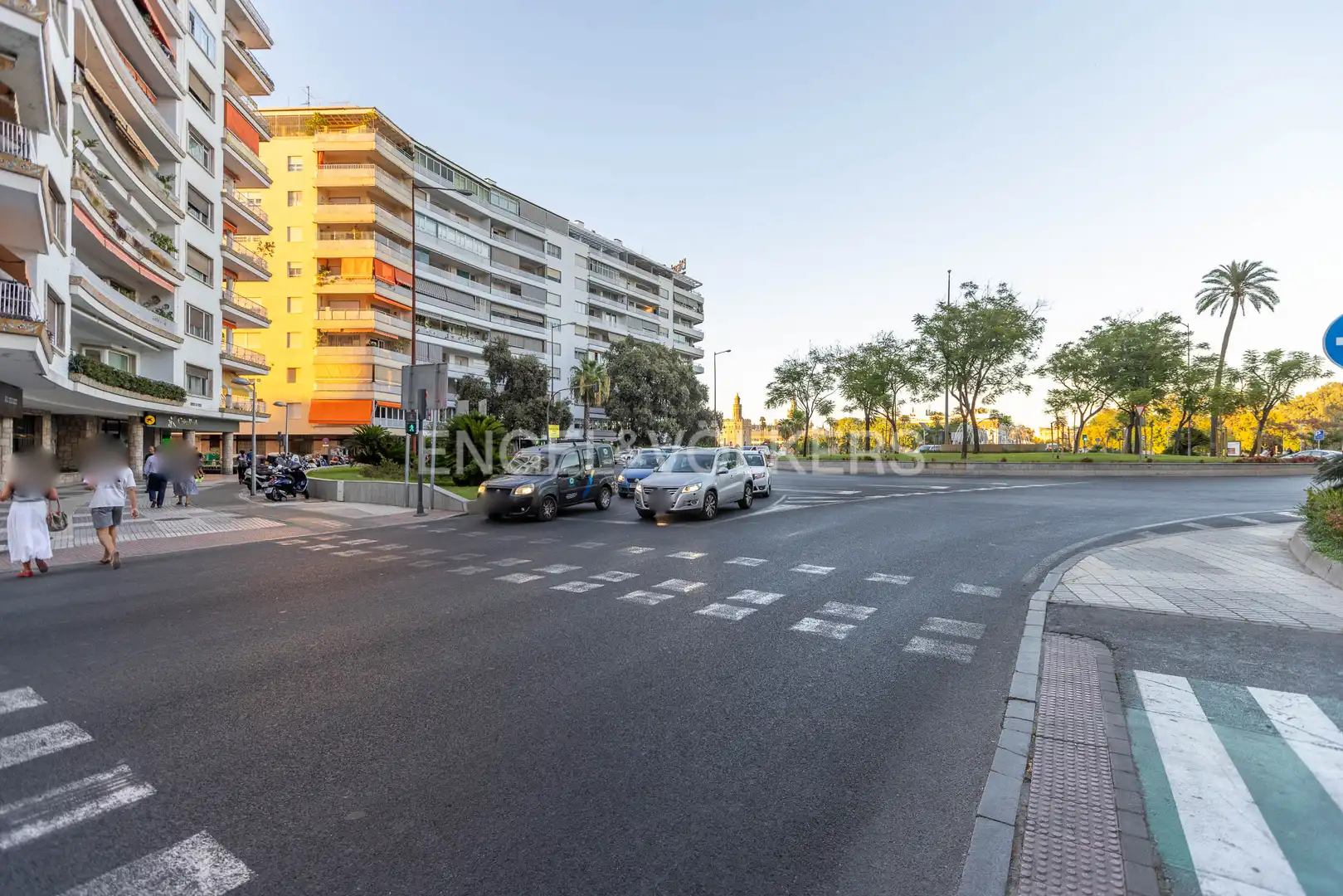 Exterior view of Flat for sale in Sevilla  with Air Conditioner, Heating and Terrace