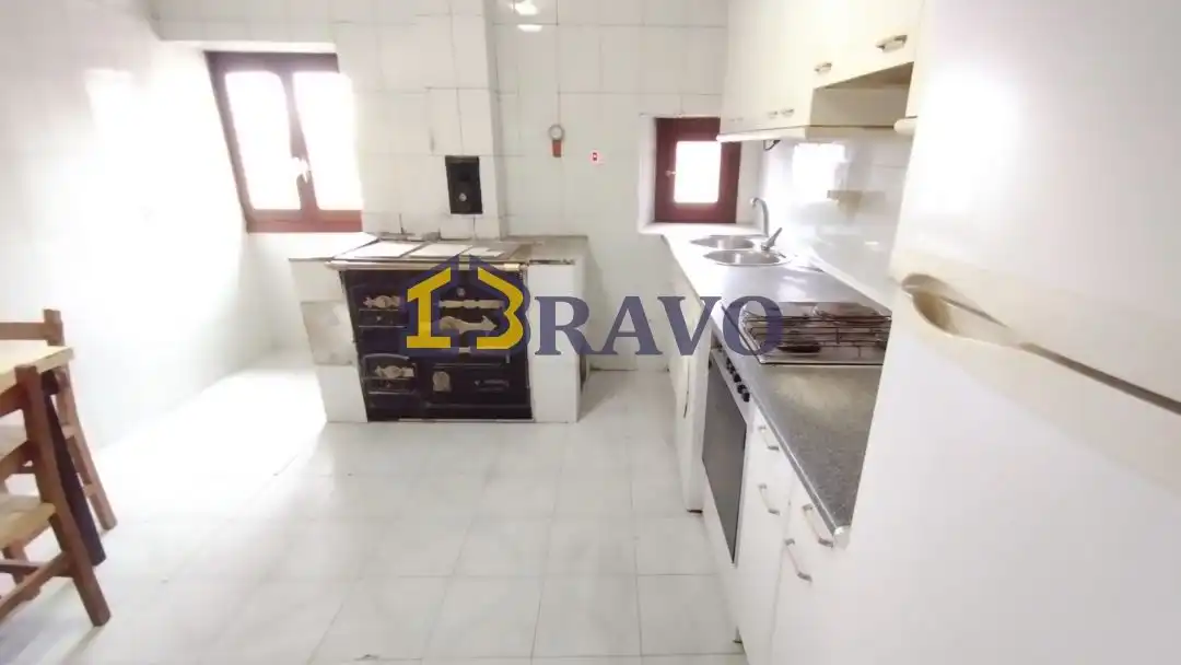 Cocina de Casa o chalet en venta en Merindad de Cuesta-Urria con Calefacción, Jardín privado y Amueblado