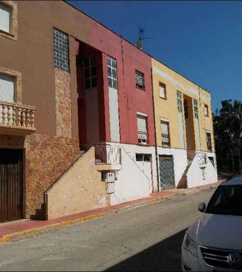 Photo 2 of Single-family semi-detached for sale in C/ Concha Piquer, Sumacàrcer, Valencia