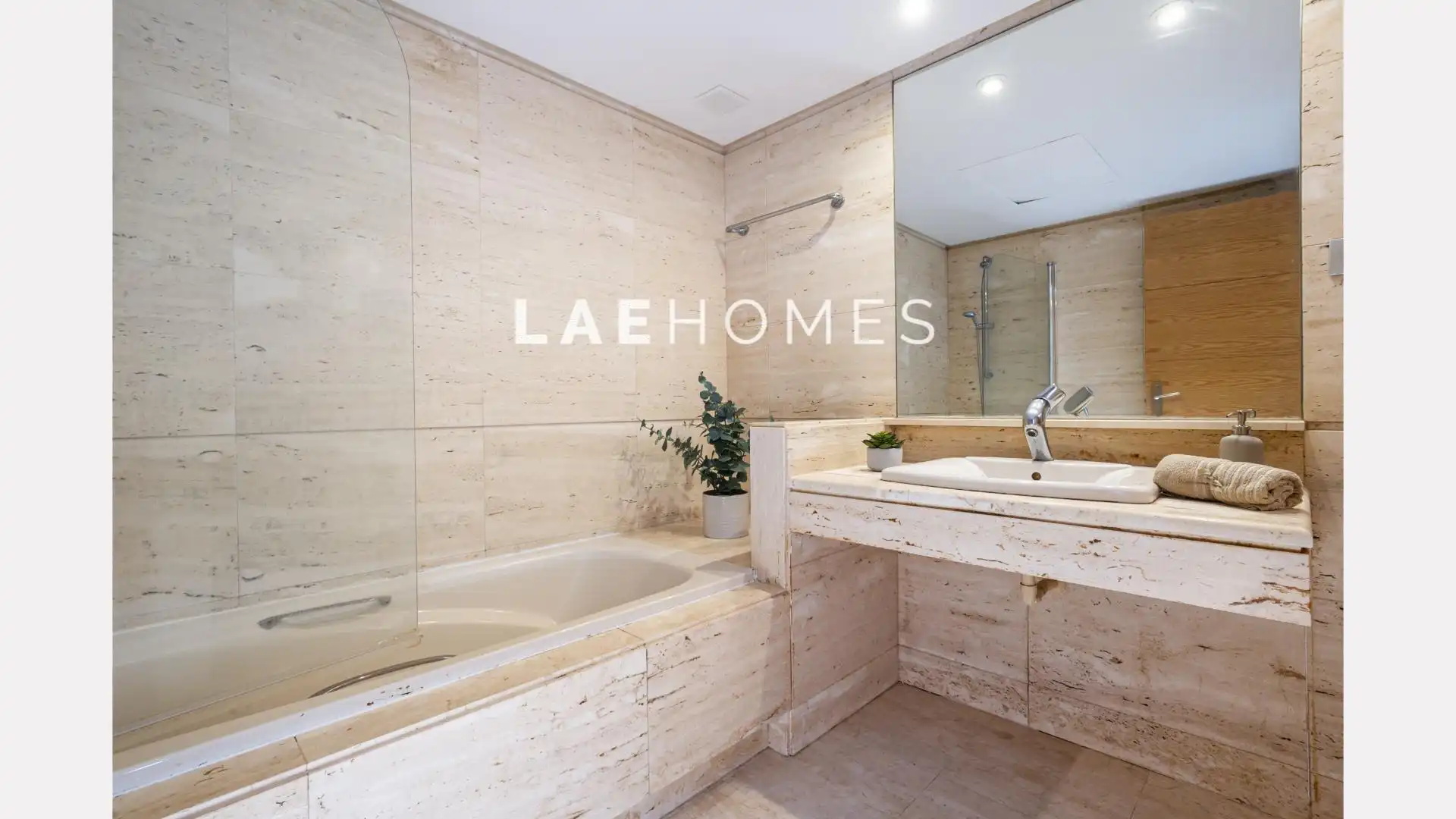Apartment with pool for sale in Marbella Centro, imagen 12