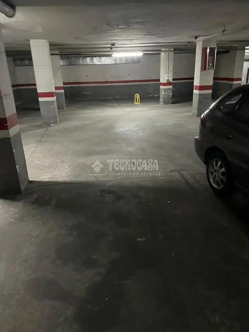 Parking de Garaje en venta en Granada