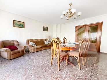 Maison mitoyenne à vendre à Plaza de la Iglesia