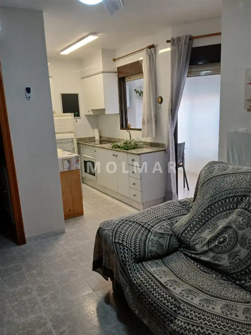 Cocina de Piso en venta en Tavernes de la Valldigna con Trastero, Amueblado y Balcón