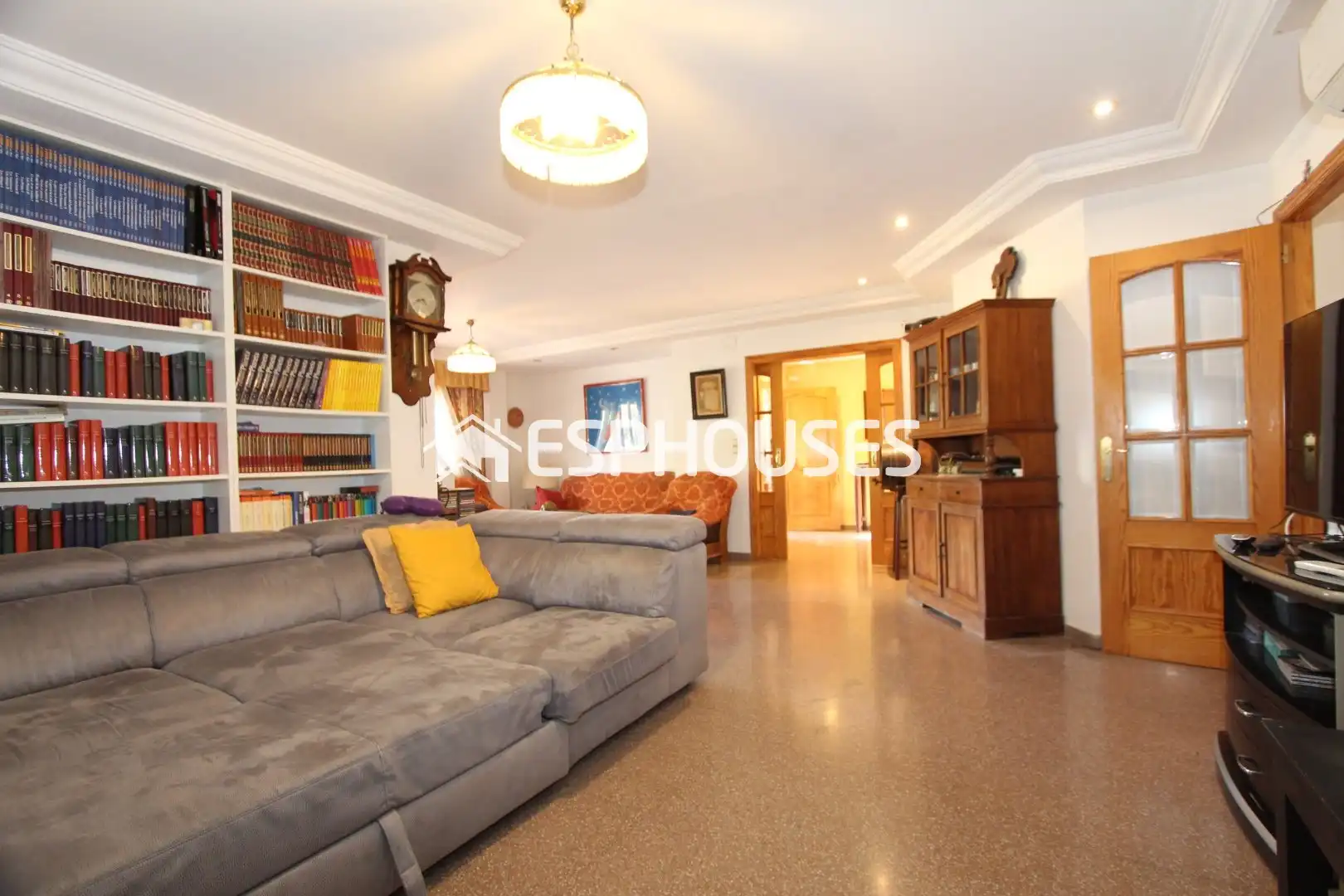 Sala d'estar de Casa o xalet en venda en Alicante / Alacant amb Aire condicionat, Terrassa i Piscina