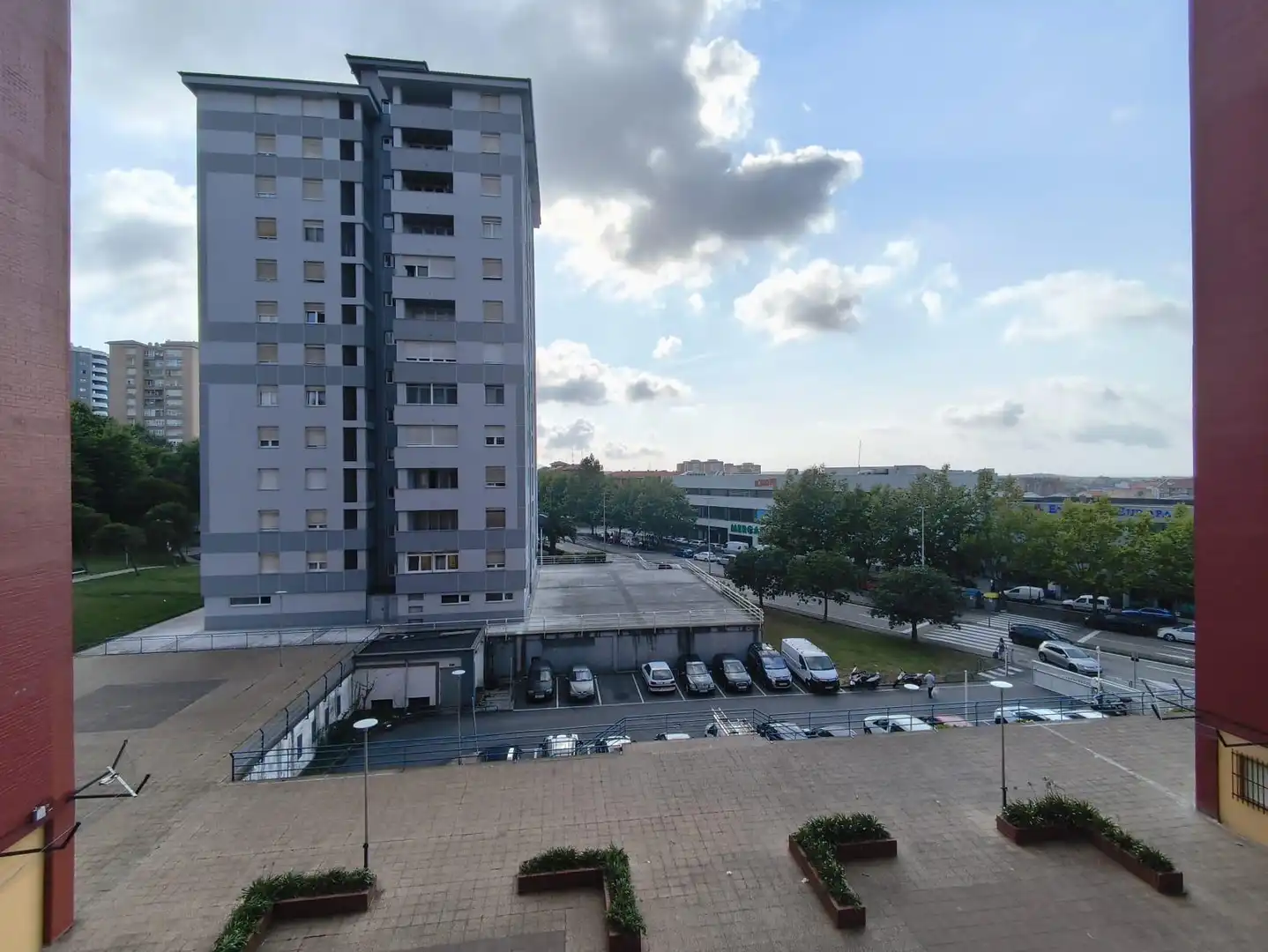 Parking de Piso en venta en Santander con Calefacción y Parquet
