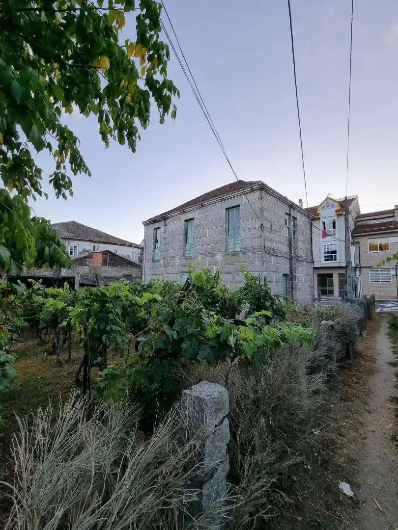 Vista exterior de Casa o chalet en venta en Leiro, Ourense