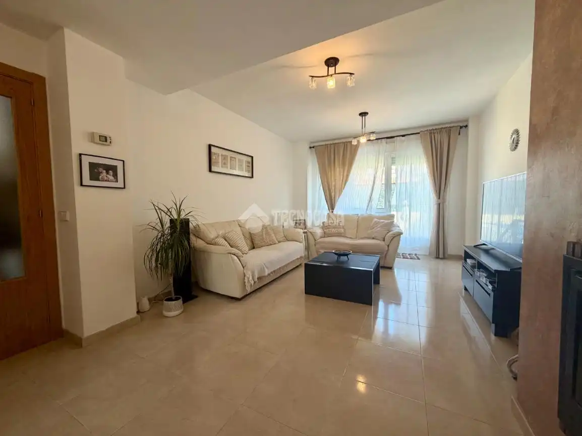 Casa pareada en venta en Villanueva de la Torre, imagen 7