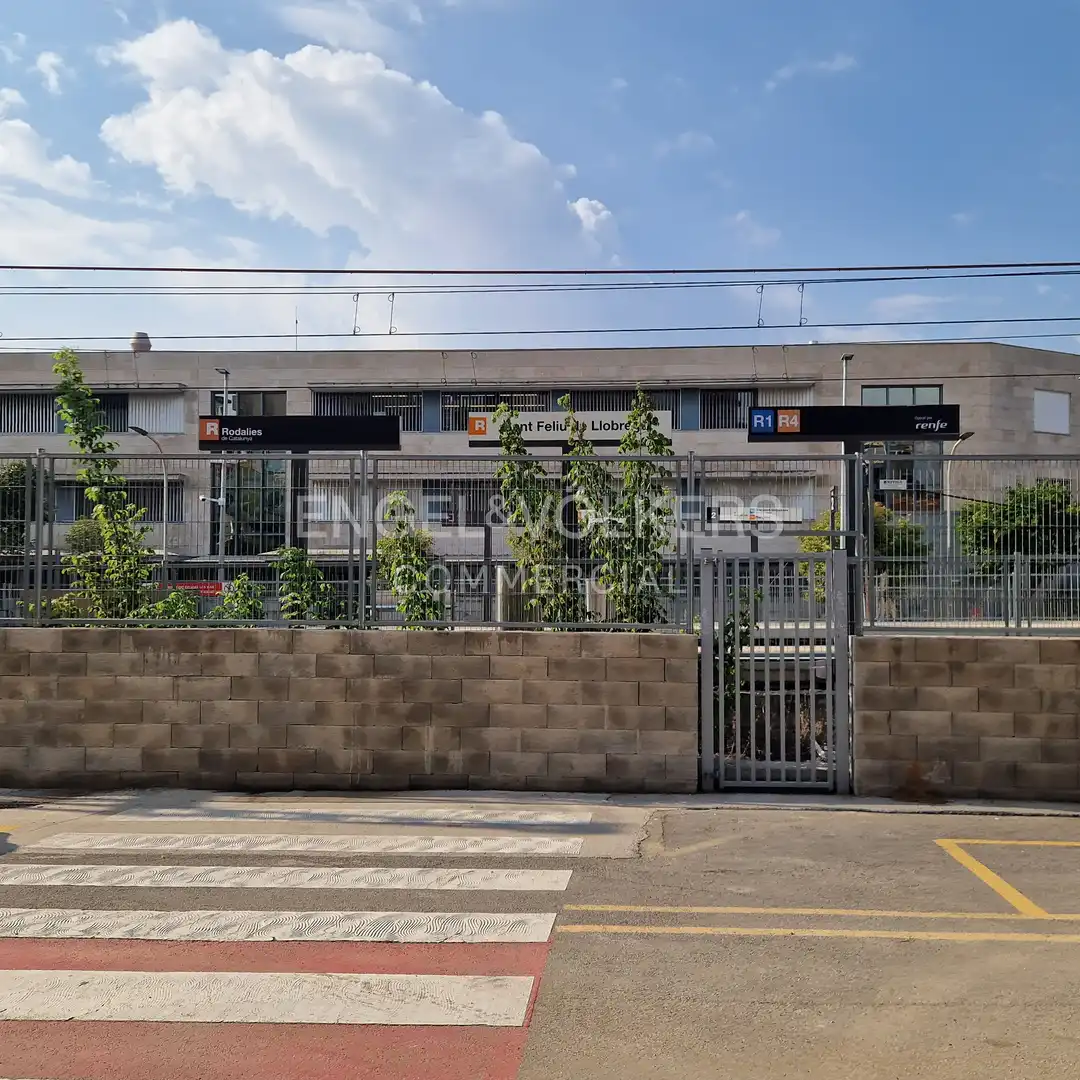 Local comercial en venda a Centre - Can Nadal, imagen 7