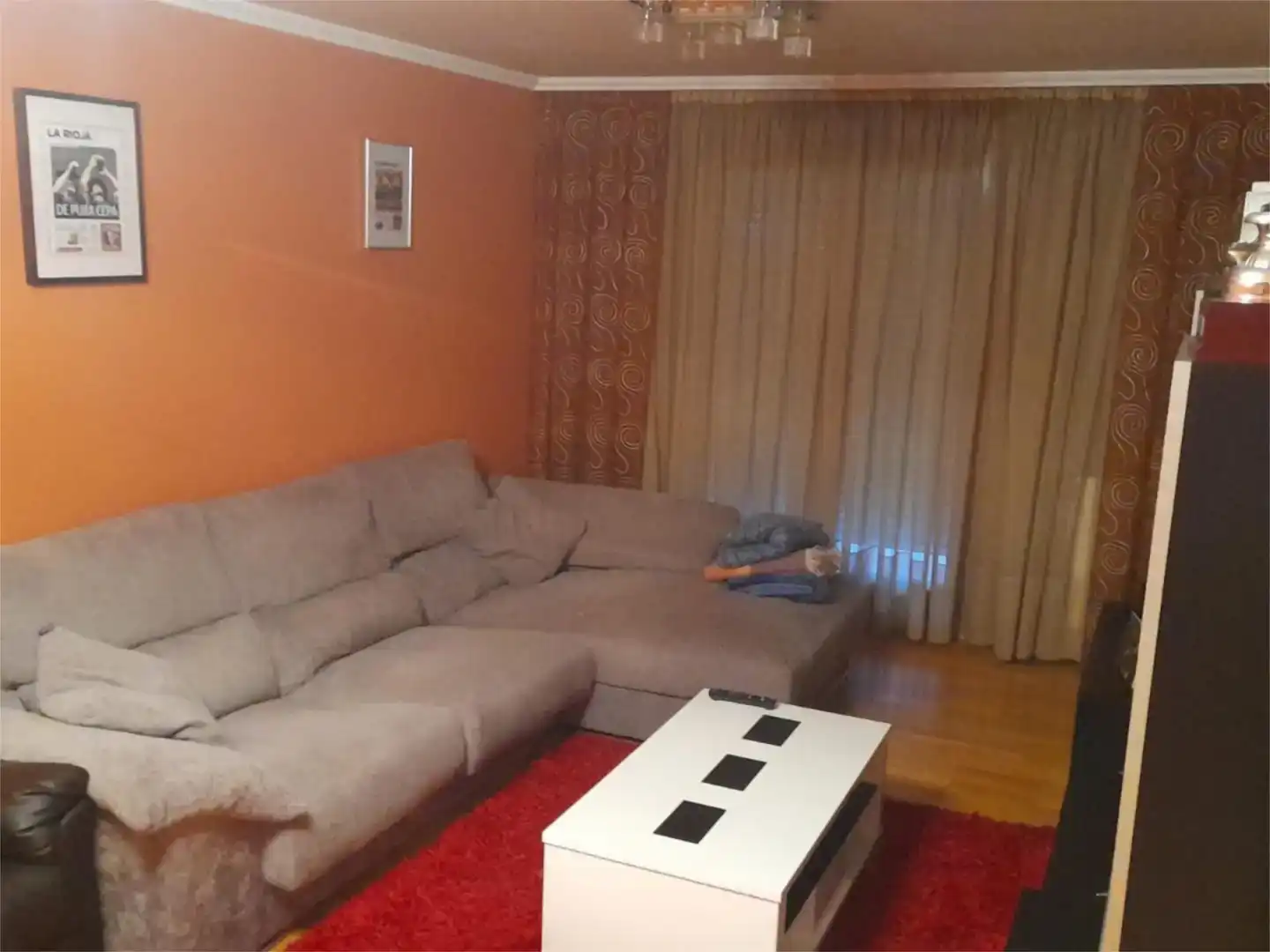 Sala d'estar de Pis en venda en  Logroño amb Aire condicionat i Piscina
