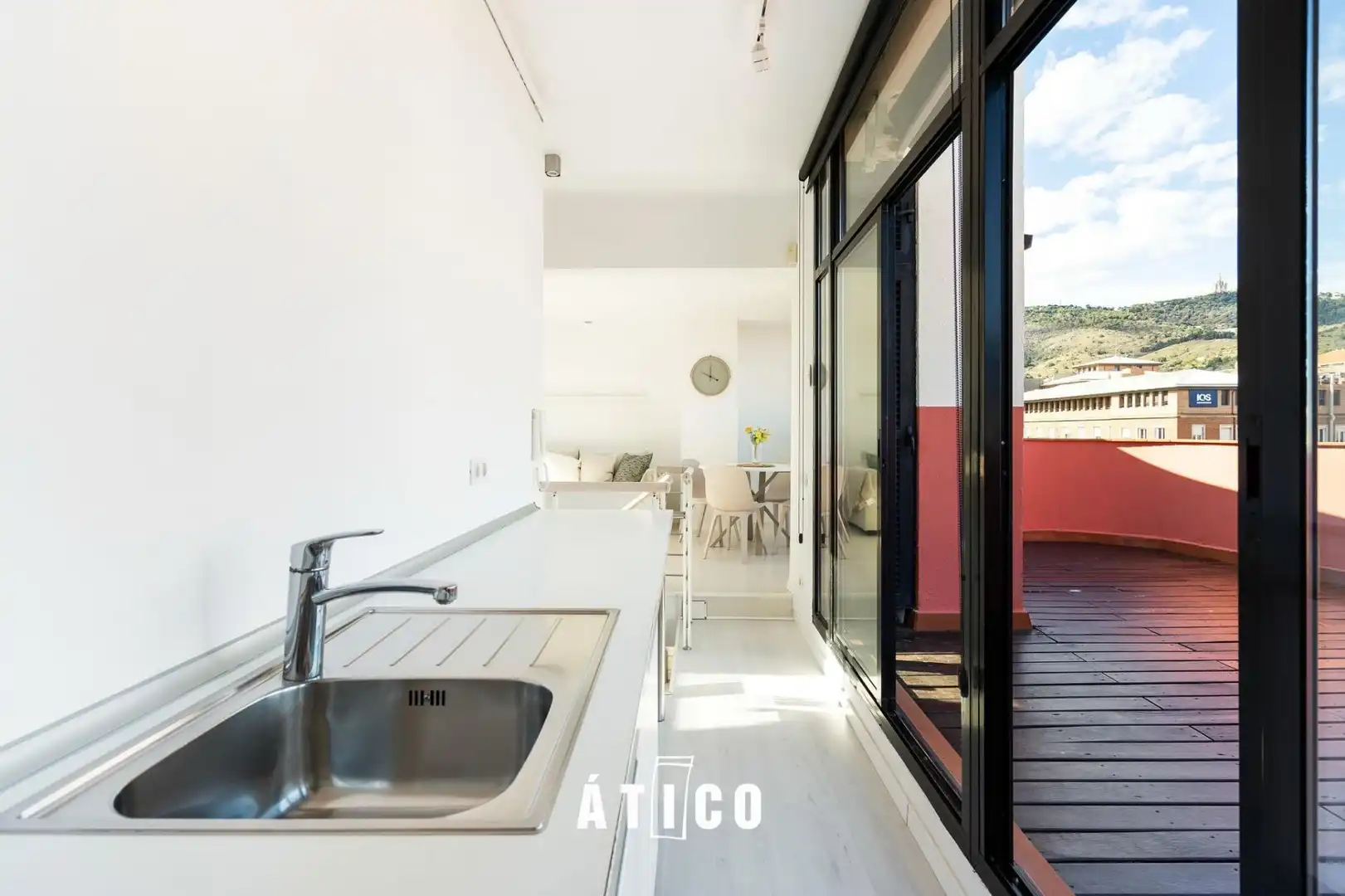 Attic for rent in Sarrià