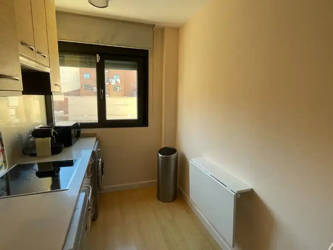 Küche von Wohnung zur Miete in  Madrid Capital mit Klimaanlage