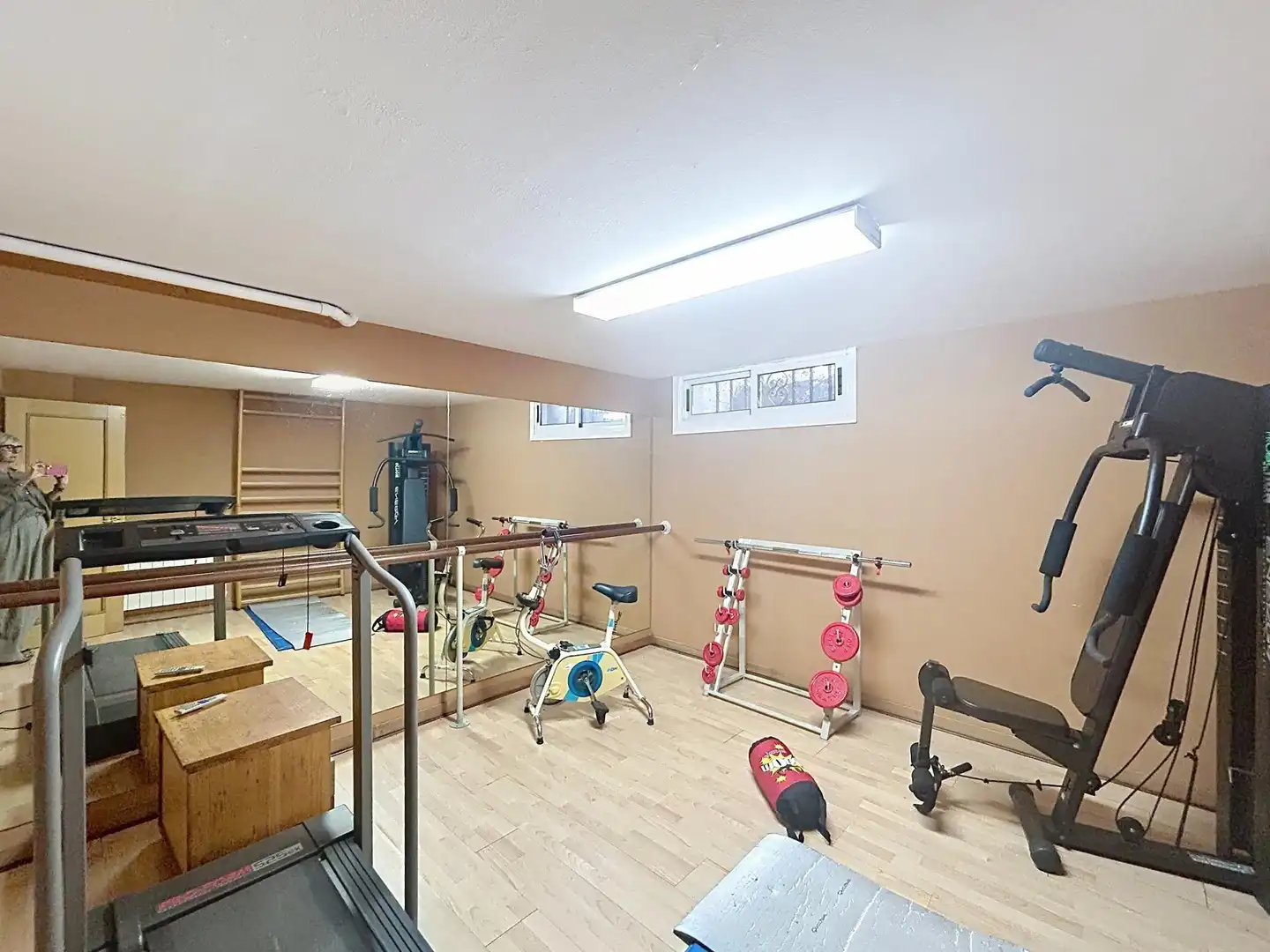 Casa adosada en venta en Santiago de Compostela  con Calefacción, Terraza y Piscina comunitaria