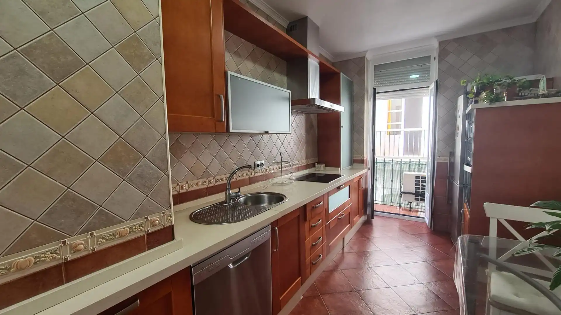 Cuina de Pis en venda en Cádiz amb Aire condicionat, Traster i Balcó