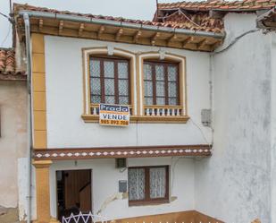 Vista exterior de Casa adosada en venda en Villaviciosa