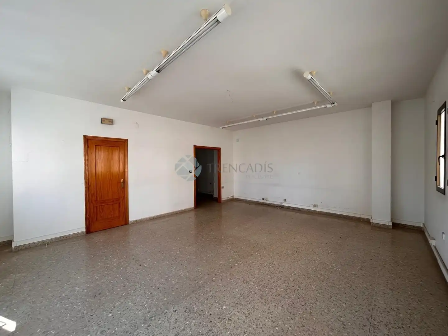 Bureau à vendre à Reina María Cristina, imagen 9