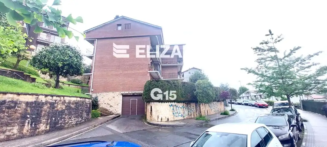 Vista exterior de Piso en venta en Donostia - San Sebastián  con Calefacción, Jardín privado y Terraza