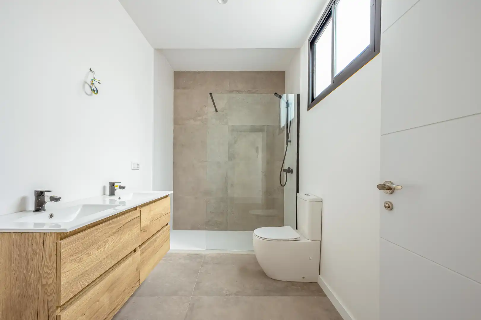 Bathroom of Flat for sale in Las Palmas de Gran Canaria  with Terrace, Furnished and Balcony