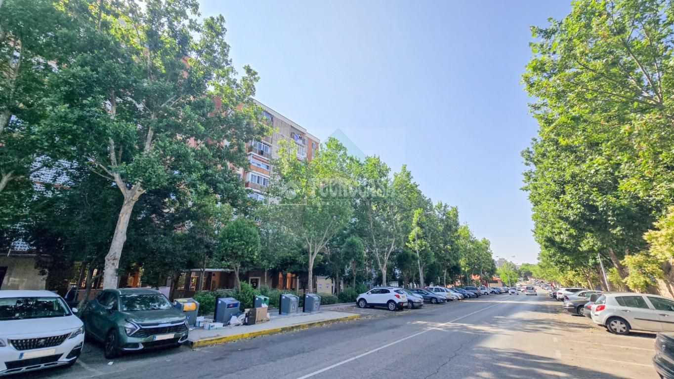 Exterior view of Flat for sale in Fuenlabrada  with Air Conditioner and Heating