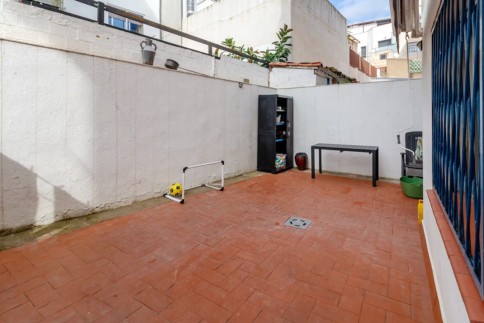 Bajo en venta en Carrer de Frederic Soler, imagen 3