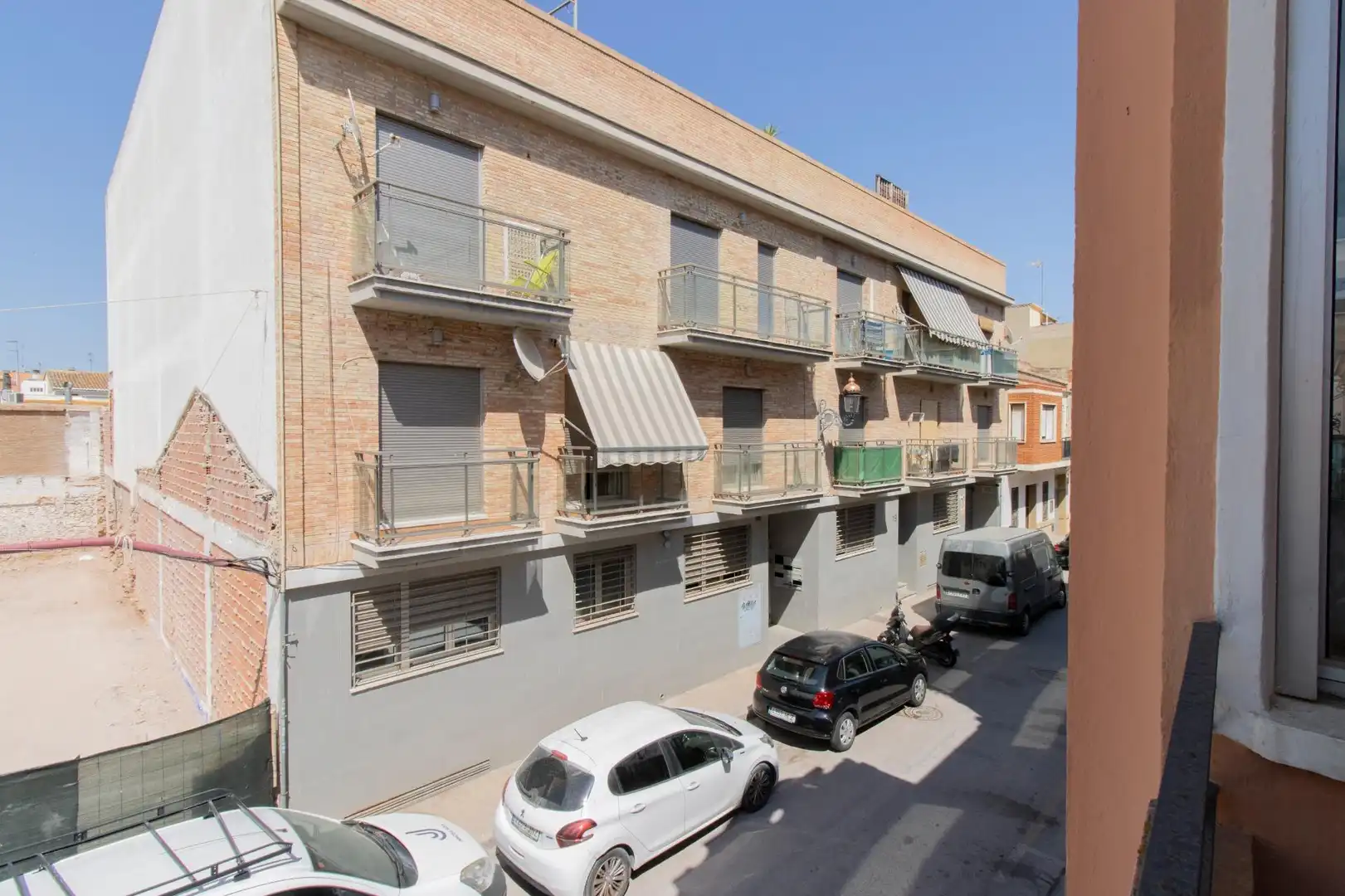 Exterior view of Country homes for sale in Rafelbuñol / Rafelbunyol  with Air Conditioner, Terrace and Furnished
