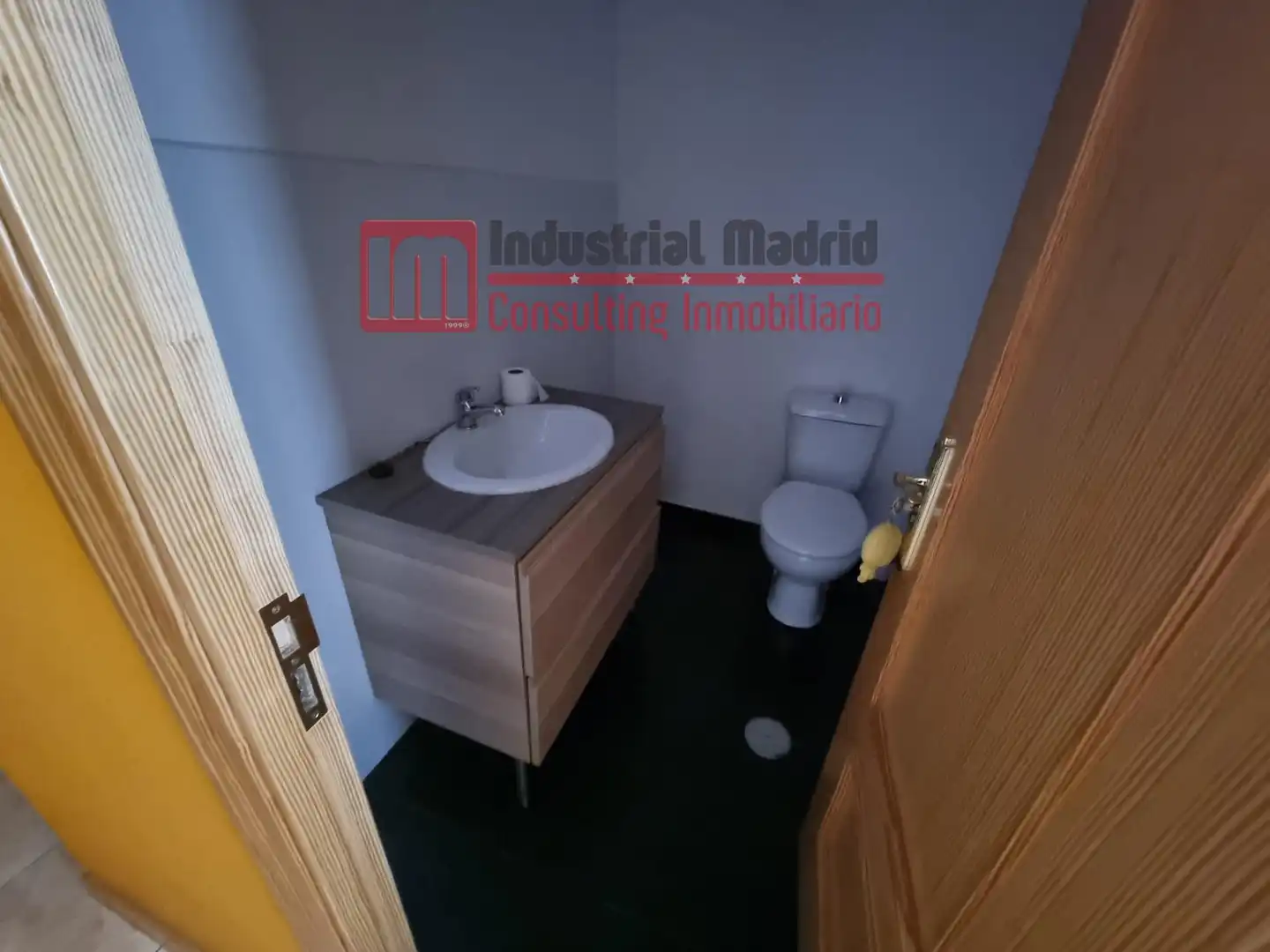 Schlafzimmer von Fabrikhallen zur Miete in Alcalá de Henares