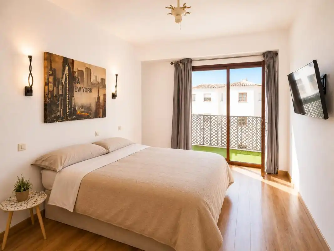 Bedroom of Flat for sale in Torremolinos  with Air Conditioner, Heating and Swimming Pool