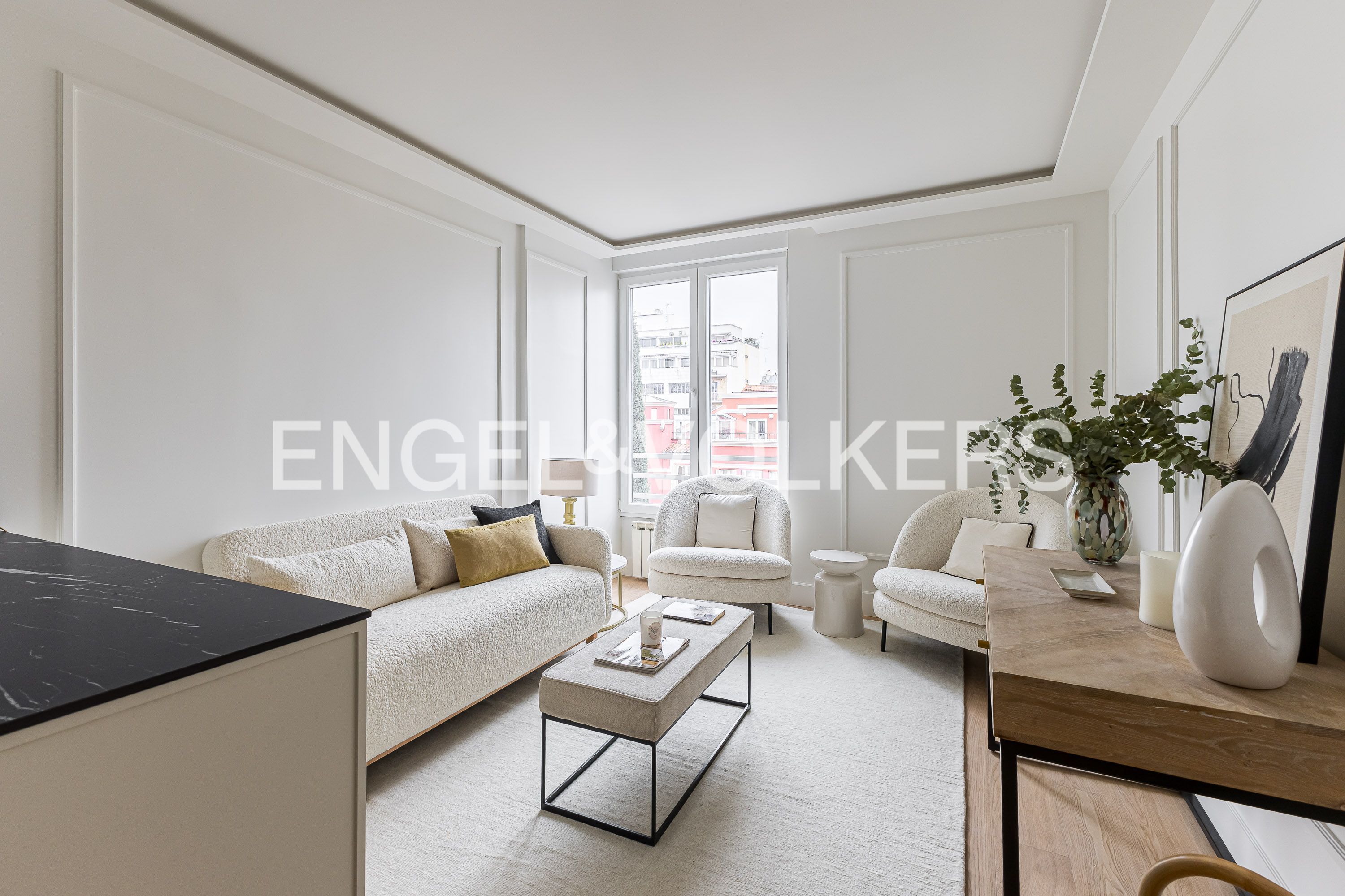 Sala de estar de Apartamento en venta en  Madrid Capital con Aire acondicionado, Calefacción y Trastero