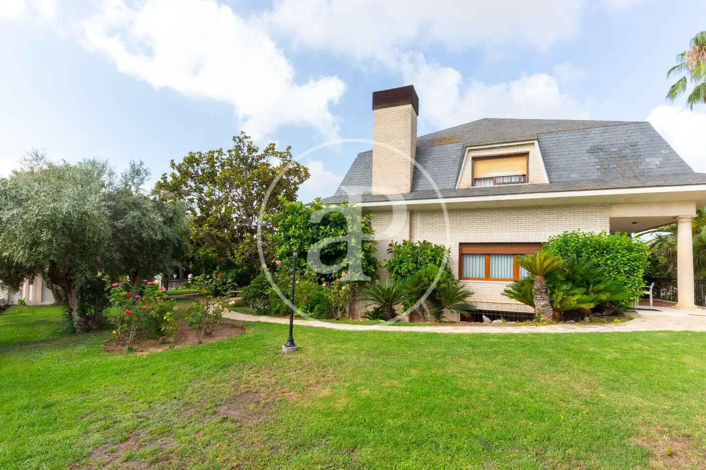 Jardín de Casa o chalet en venta en Paterna con Aire acondicionado, Calefacción y Jardín privado