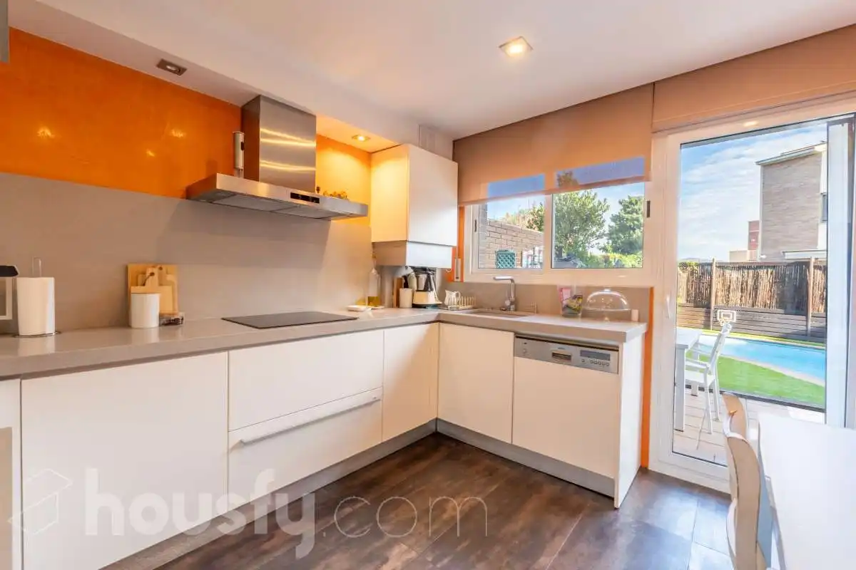 Casa adosada en venta en RB ARNAU DE VILANOVA, Molí de Vent