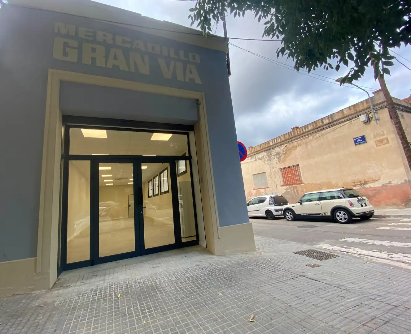 Vista exterior de Local de alquiler en Ponent