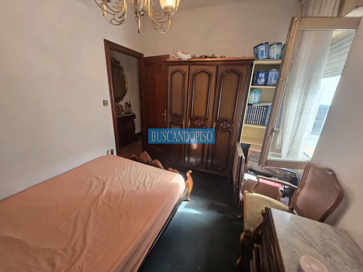 Wohnung zum Verkauf in  Logroño mit Heizung, Terrasse und Abstellraum