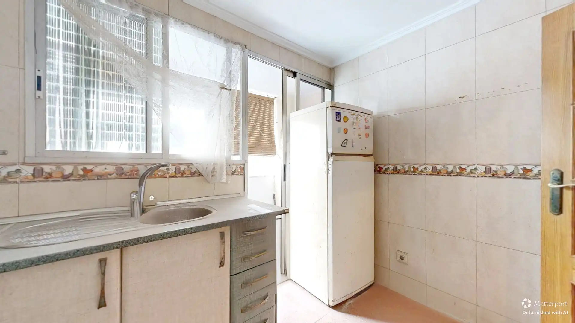 Cocina de Piso en venta en Paterna con Balcón