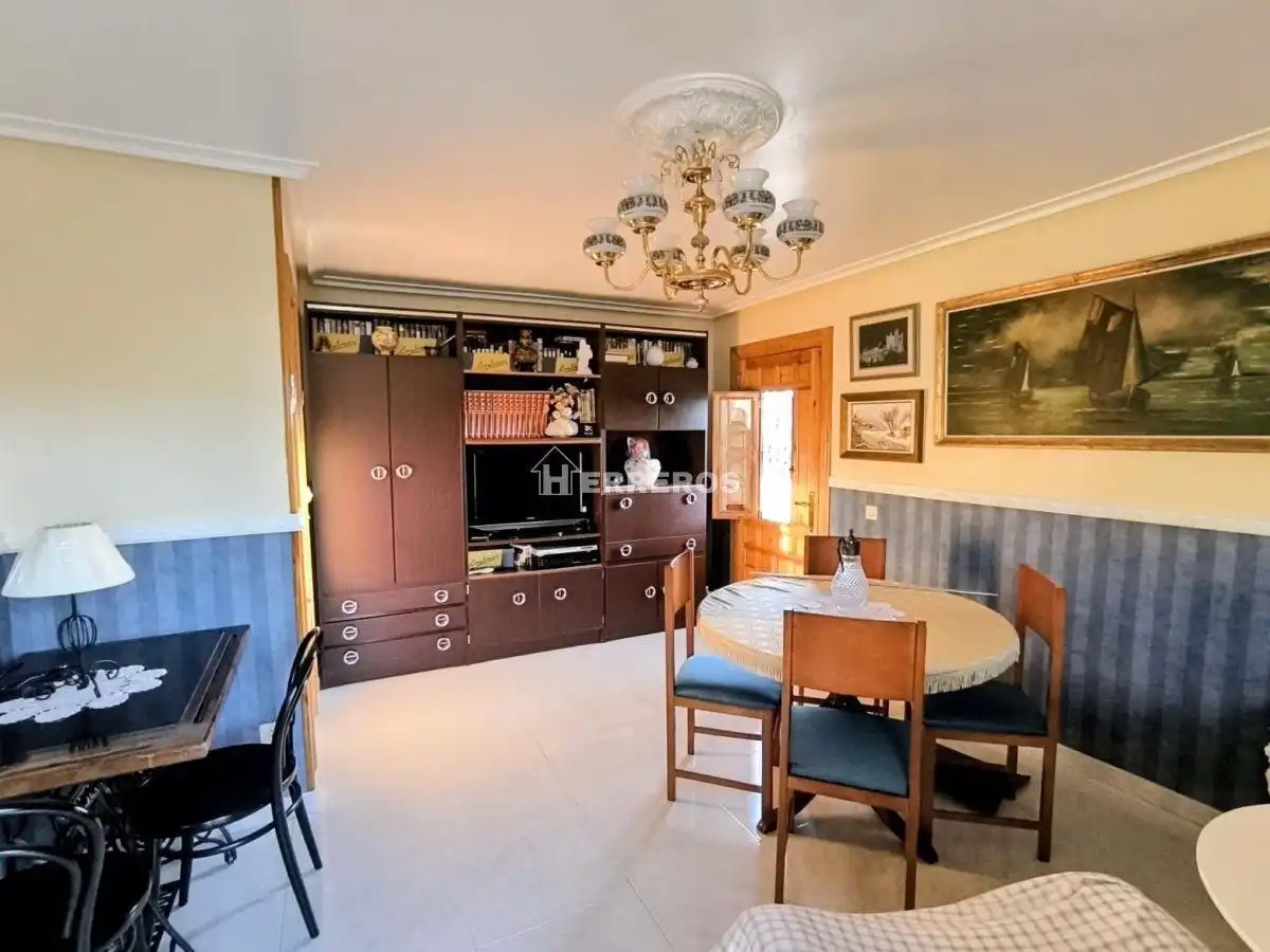 Chalet con jardín en venta en revilla, imagen 20