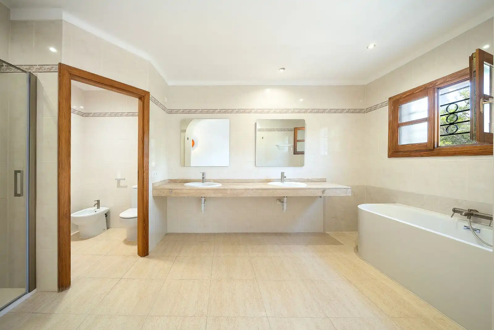 Bathroom of Houses for sale in Calvià  with Air Conditioner, Heating and Private garden