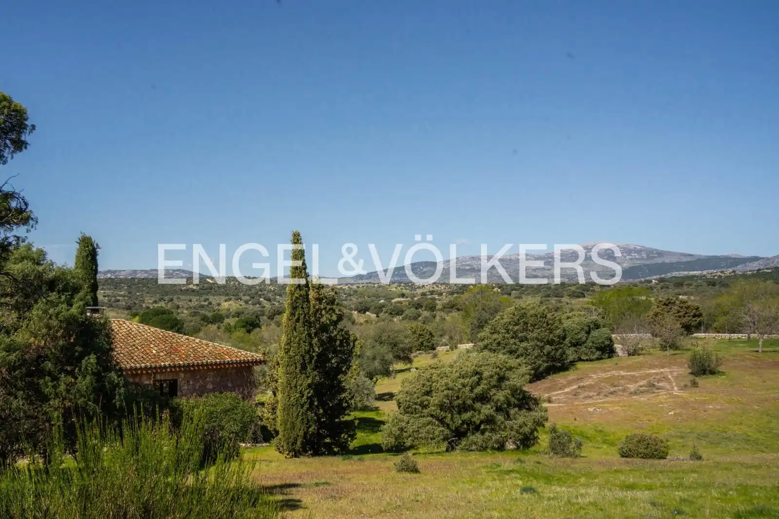 Houses for sale in Valdemorillo  with Air Conditioner, Heating and Private garden