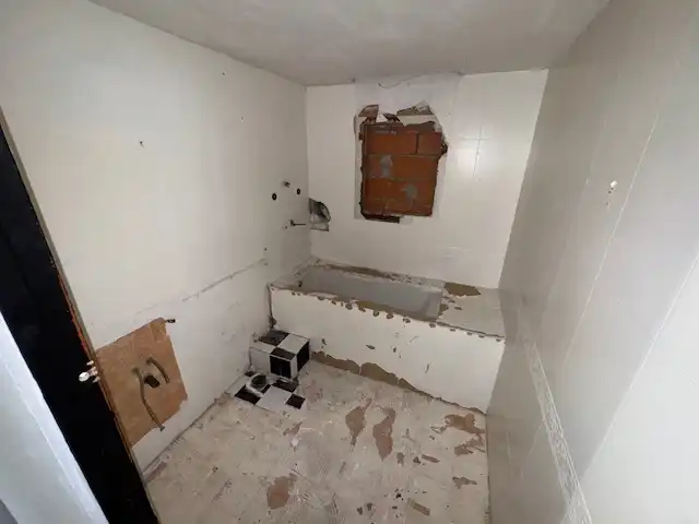 Bany de Casa o xalet en venda en Tordera amb Jardí privat