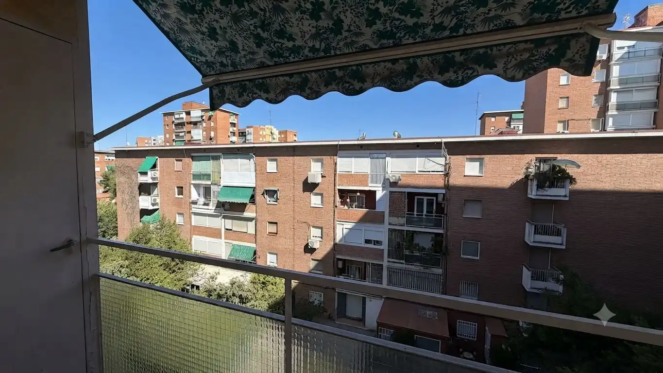 Terrassa de Apartament en venda en Madrid