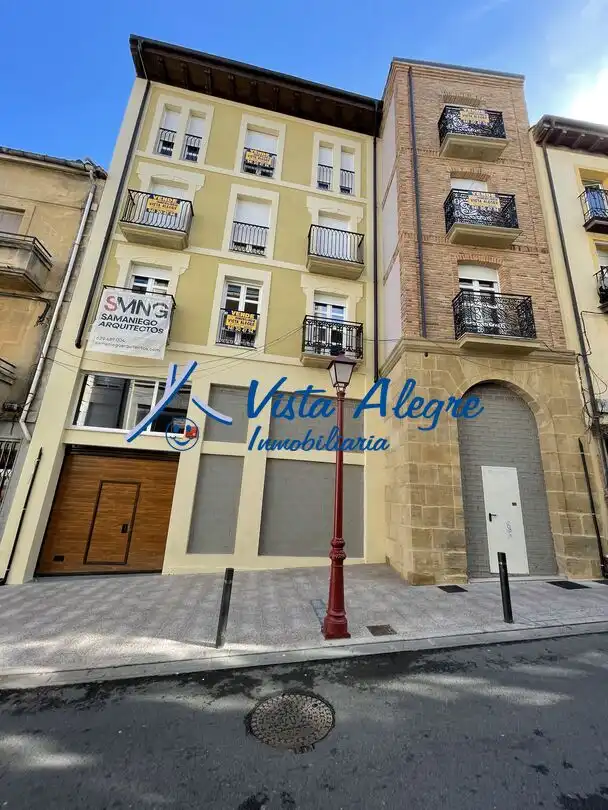 Vista exterior de Dúplex en venta en Haro con Calefacción