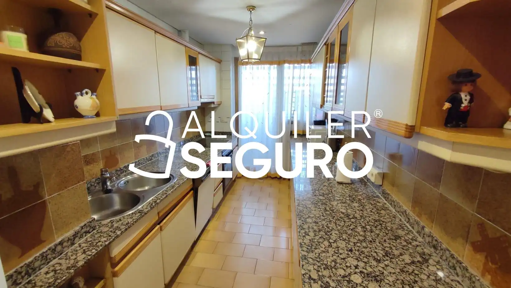 Cocina de Piso de alquiler en Madrid con Aire acondicionado, Calefacción y Piscina