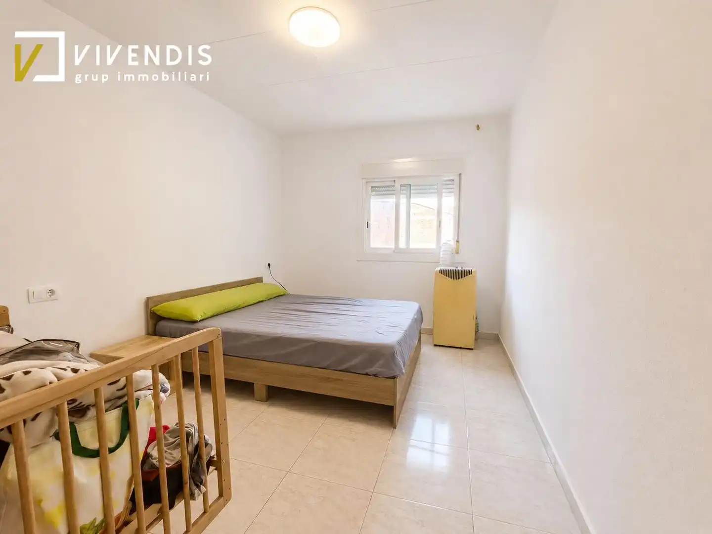 Wohnung zur Miete in Calle CELLER, Rosselló